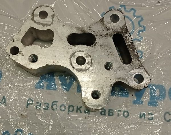 Кронштейн подушки МКПП Jeep Renegade 15- 1.4 51938557