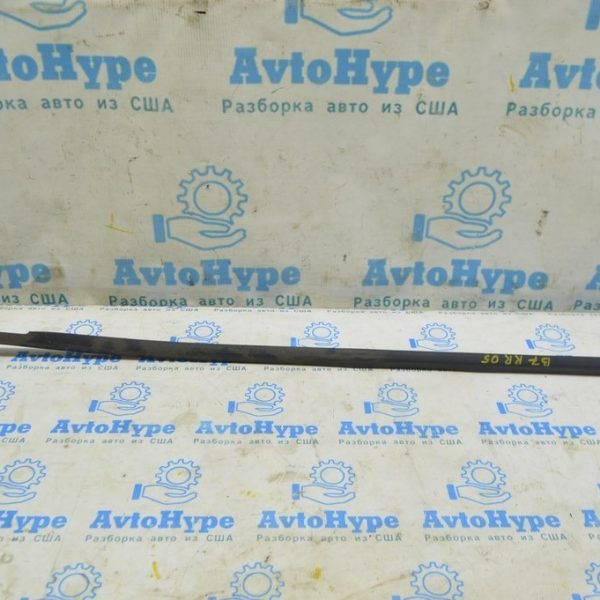 Молдинг дверь-стекло центральный зад прав VW Passat b7 USA мат 561-839-478-A-5AP