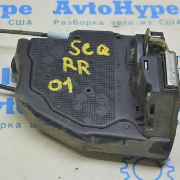 Замок двери зад прав Toyota Sequoia 2008-2022 69030-0C050