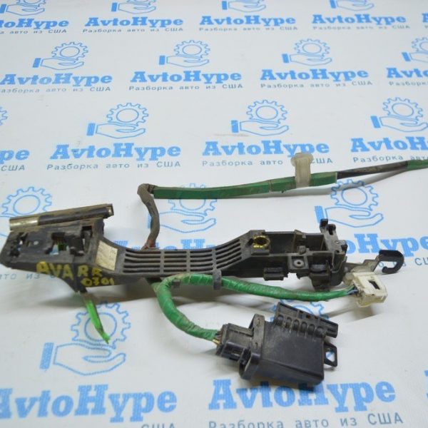 Механизм ручки двери зад прав Toyota Avalon 05-12 (01) деф. 69203-AC010