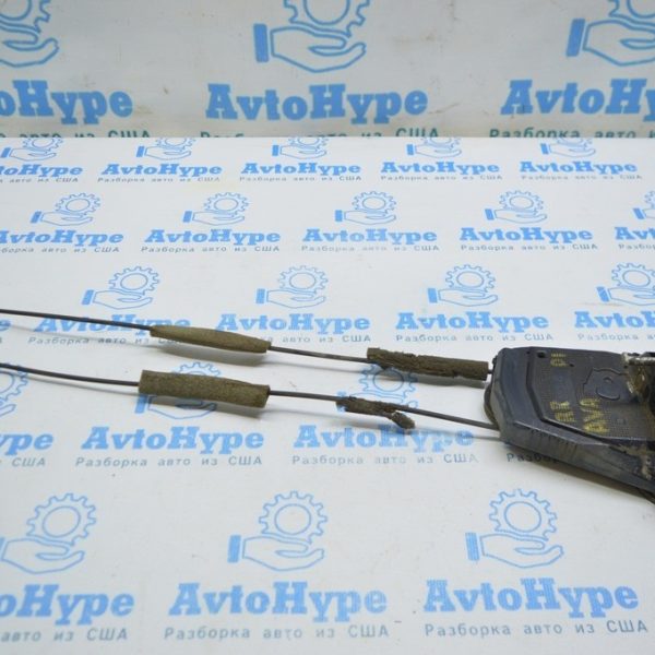 Замок двери зад прав Toyota Avalon 05-12 69050-AC030
