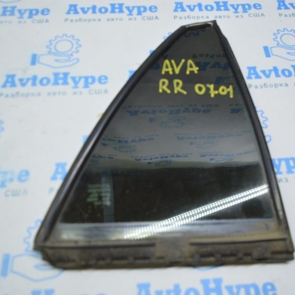 Стекло двери треугольник зад прав Toyota Avalon 05-12 68011-AC010