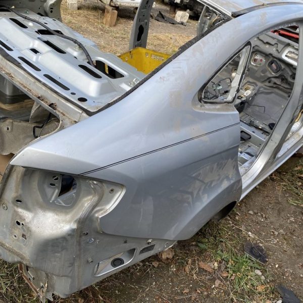 Четверть крыло задняя правая Ford Fiesta 11-19  серебро цвет ux (03) G2BZ-5427840-A