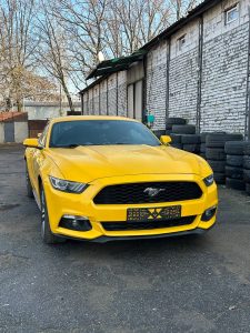 Ford Mustang 2015 Yellow 2.3L (02) — 2015 г., жёлтый цвет, разобран на запчасти