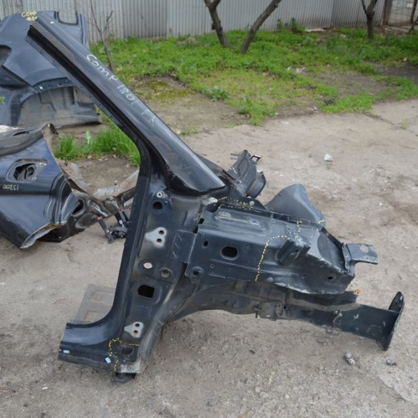 Четверть передняя правая Jeep Compass 17- графит (01) примят пистолет 68370960AC