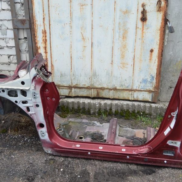 Четверть передняя левая Subaru Outback 15-19 (03) бордовый цвет без носика лонжерона 51609AL01A9P
