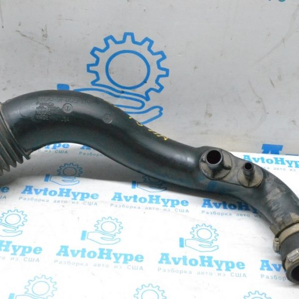 Воздуховод Ford Mustang mk6 15- 2.3T FR3Z-9B659-A