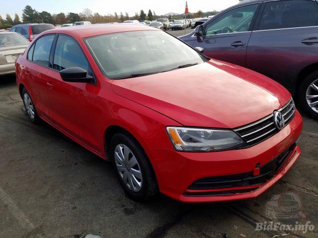 Volkswagen Jetta Base 2015 Red 2 L — 2015 г., красный цвет, разобран на запчасти