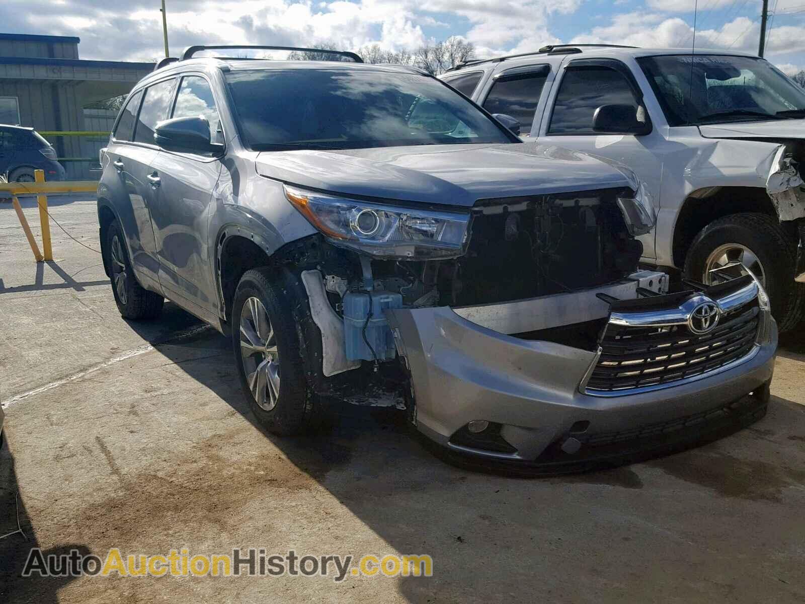 Toyota Highlander 15 3.5 — 2015 г., серебристый цвет, разобран на запчасти