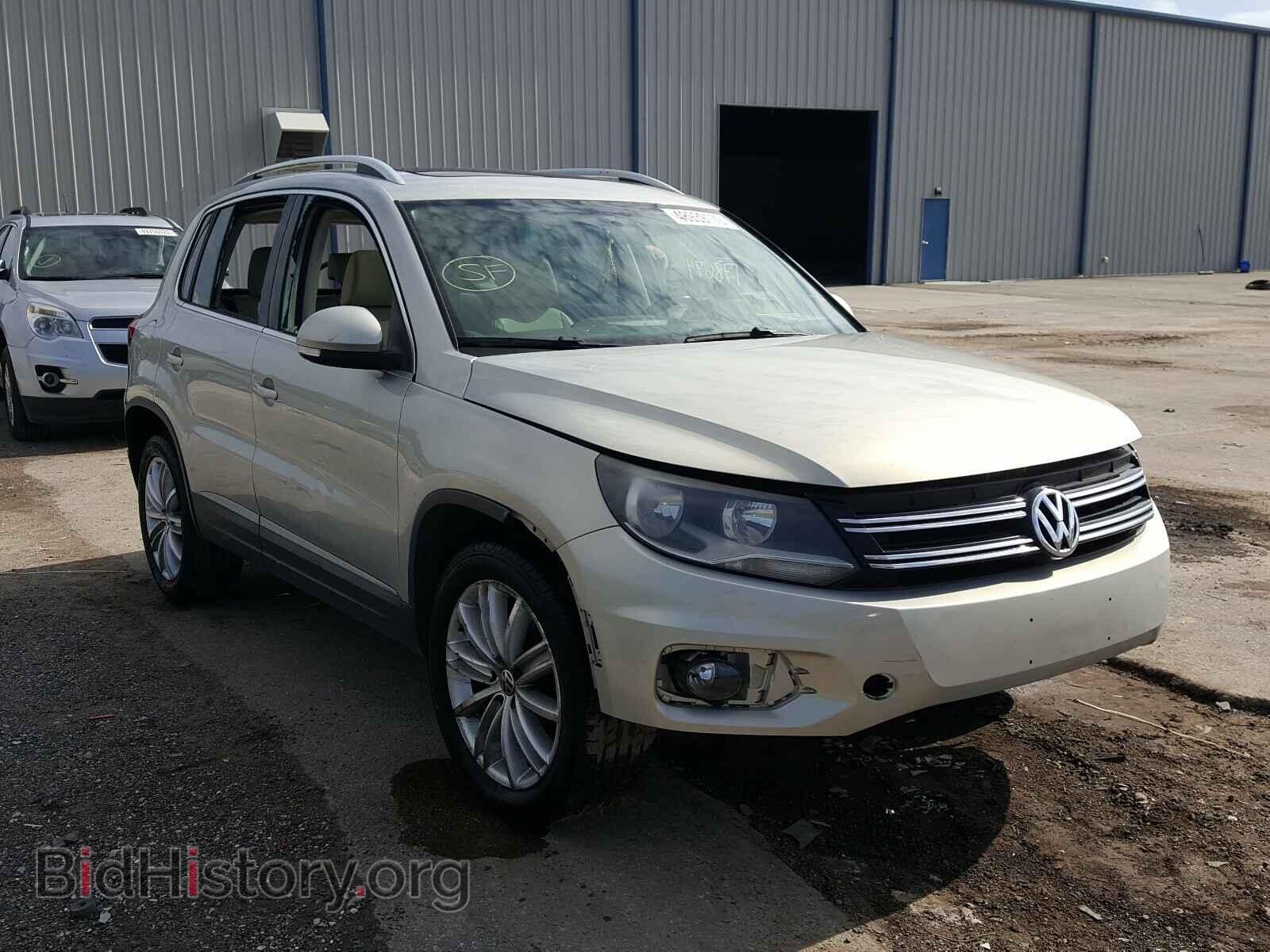 Volkswagen Tiguan S 2012 Silver 2.0L — 2012 г., серебристый цвет, разобран на запчасти